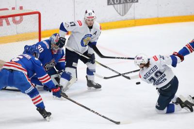 ХК «Рязань-ВДВ» проиграл в Питере СКА-ВМФ